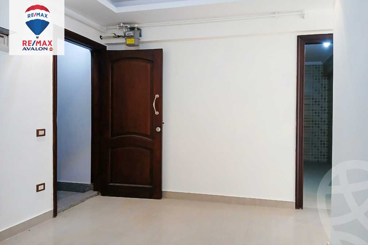 https://aqarmap.com.eg/ar/listing/5593375-for-rent-alexandria-sydy-bshr-dr-saleh-hamdy-st