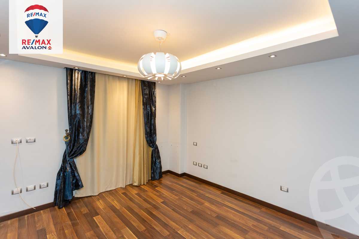 https://aqarmap.com.eg/en/listing/5597369-for-sale-alexandria-smouha-compounds-in-smouha-antoniadis-city-compound