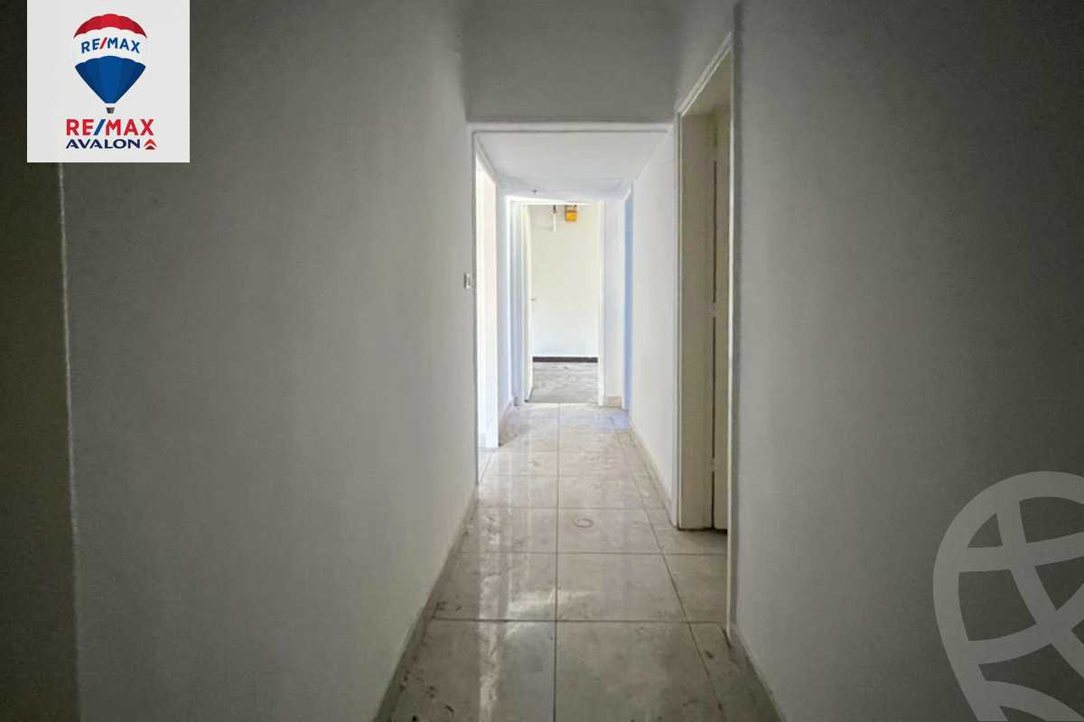 https://aqarmap.com.eg/ar/listing/5602981-for-sale-alexandria-roshdy-al-moaaskar-al-romani-st