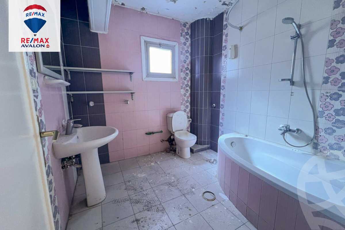 https://aqarmap.com.eg/ar/listing/5602981-for-sale-alexandria-roshdy-al-moaaskar-al-romani-st