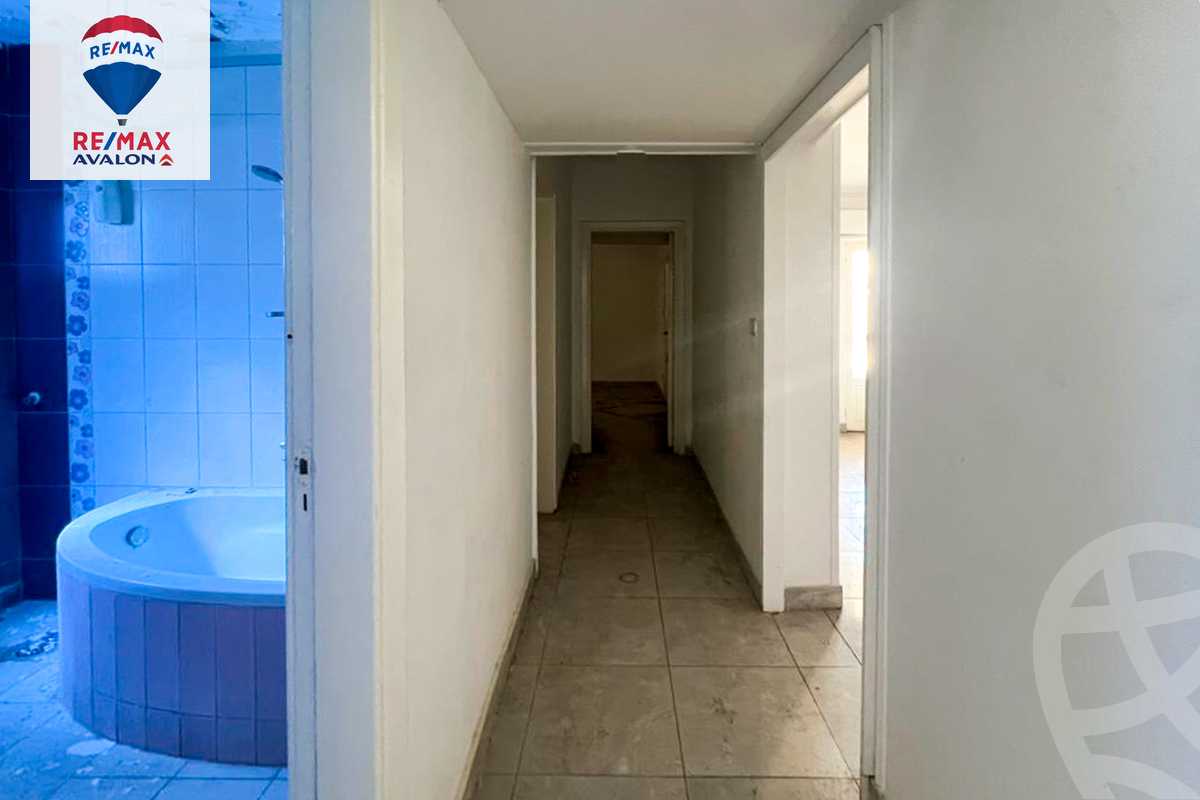 https://aqarmap.com.eg/ar/listing/5602981-for-sale-alexandria-roshdy-al-moaaskar-al-romani-st
