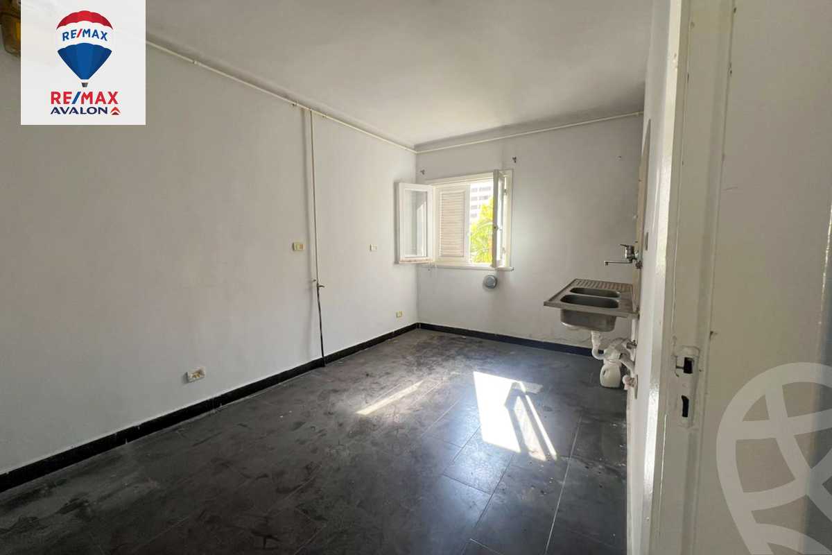 https://aqarmap.com.eg/ar/listing/5602981-for-sale-alexandria-roshdy-al-moaaskar-al-romani-st