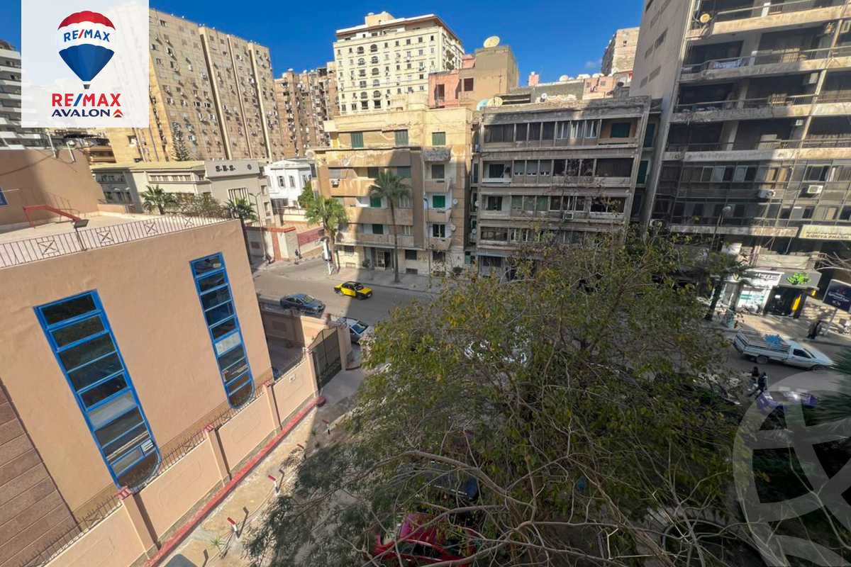 https://aqarmap.com.eg/ar/listing/5602981-for-sale-alexandria-roshdy-al-moaaskar-al-romani-st