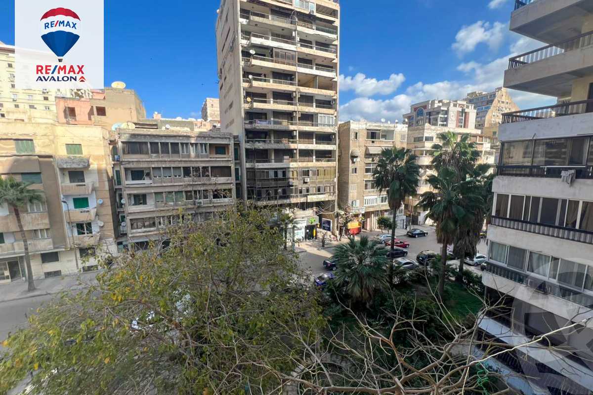 https://aqarmap.com.eg/ar/listing/5602981-for-sale-alexandria-roshdy-al-moaaskar-al-romani-st