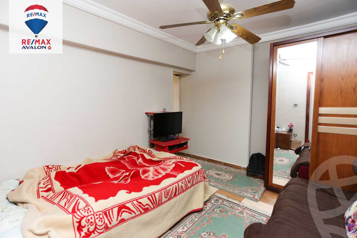 https://aqarmap.com.eg/ar/listing/5603660-for-sale-alexandria-sydy-bshr-sydy-bshr-bhry-gamal-abd-el-nasir-st