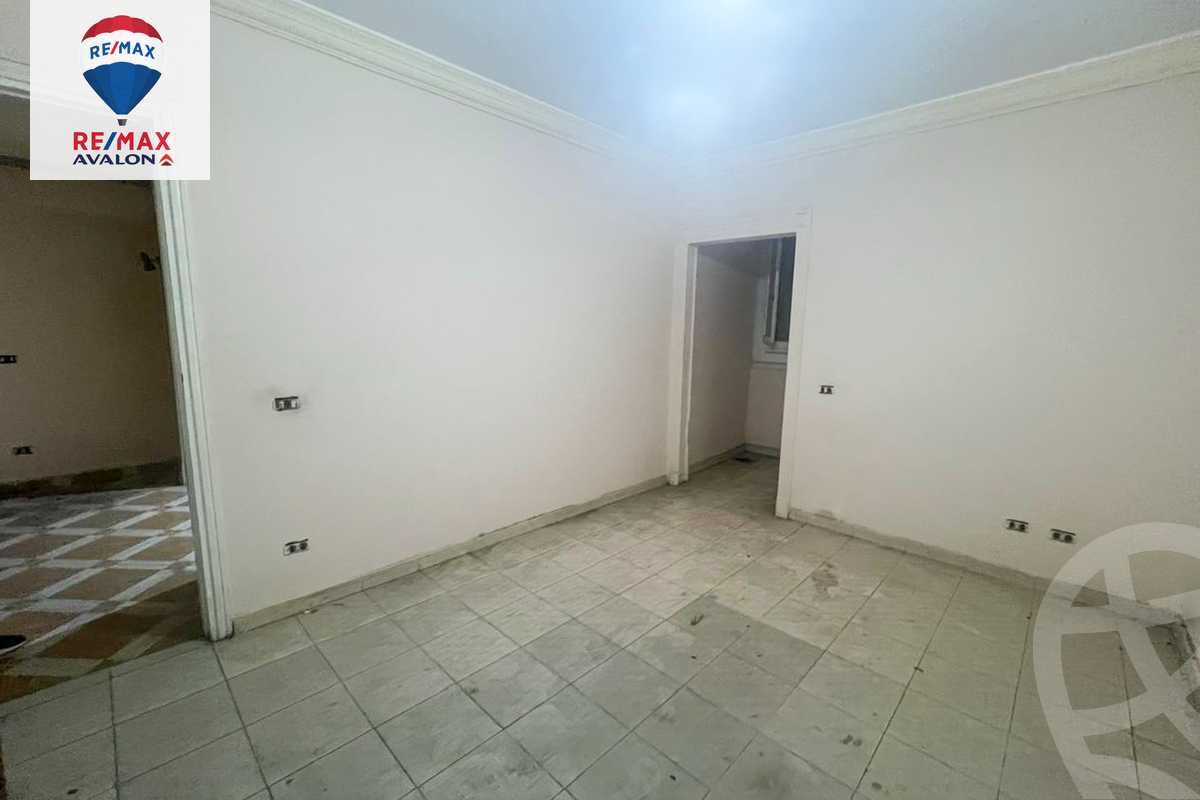 https://aqarmap.com.eg/en/listing/5641322-for-sale-alexandria-moharram-bey-kanal-al-mahmoudeya-al-bahri-st