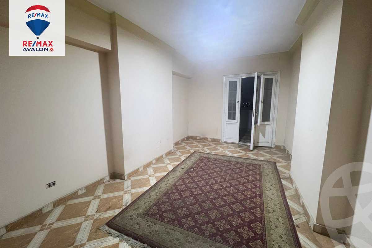https://aqarmap.com.eg/en/listing/5641322-for-sale-alexandria-moharram-bey-kanal-al-mahmoudeya-al-bahri-st