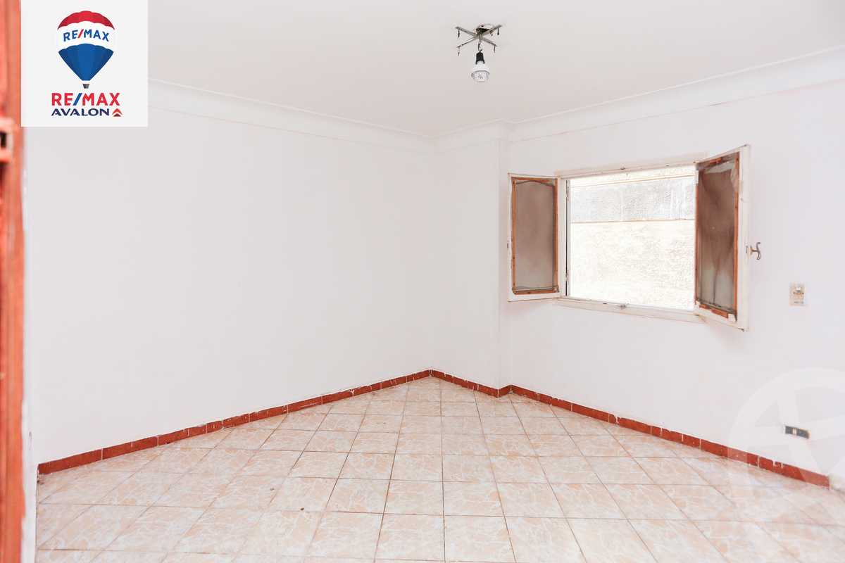 https://aqarmap.com.eg/ar/listing/5662017-for-sale-alexandria-ganaklis-shr-bw-qyr-tryq-lhry