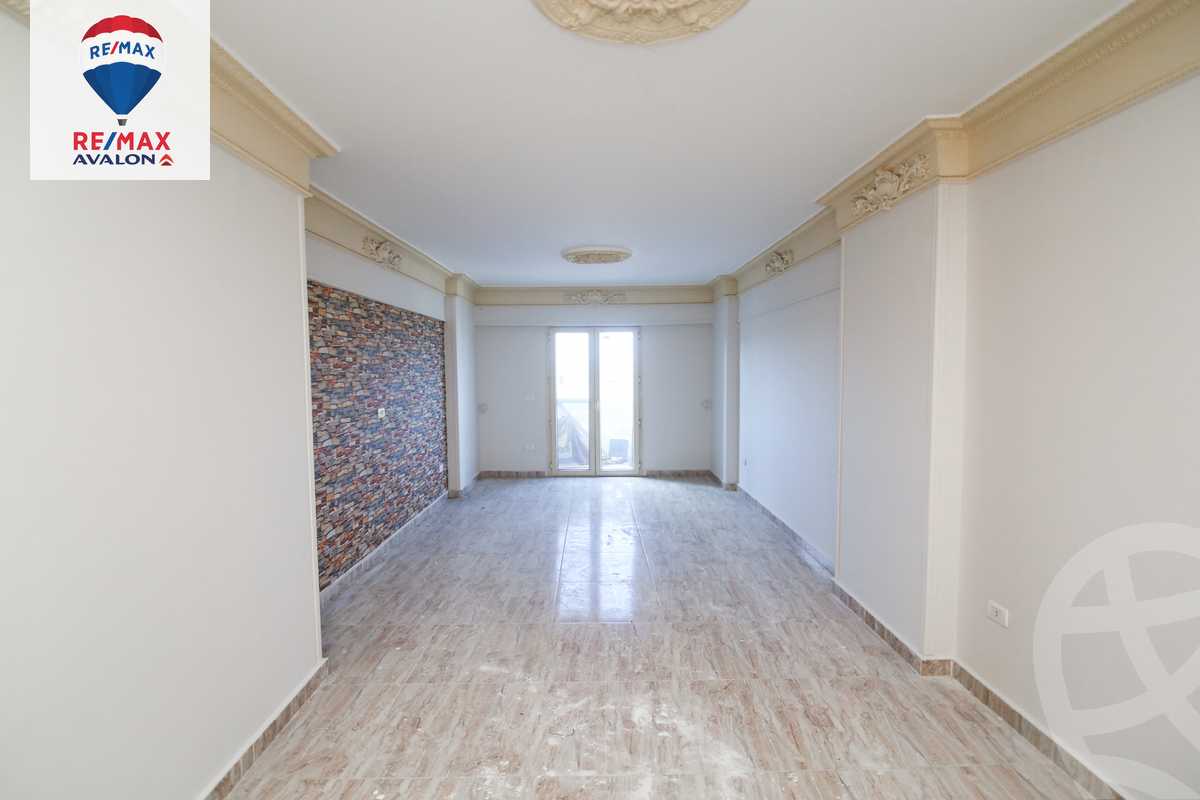 https://aqarmap.com.eg/en/listing/5663957-for-sale-alexandria-moharram-bey-ali-al-askandarani-st