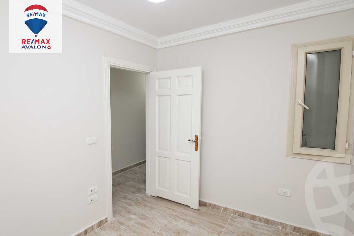 https://aqarmap.com.eg/en/listing/5663957-for-sale-alexandria-moharram-bey-ali-al-askandarani-st