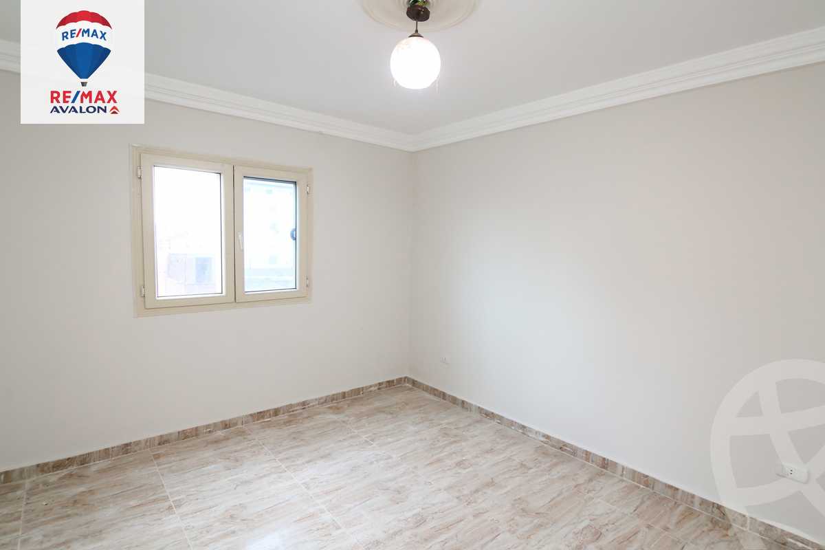 https://aqarmap.com.eg/en/listing/5663957-for-sale-alexandria-moharram-bey-ali-al-askandarani-st
