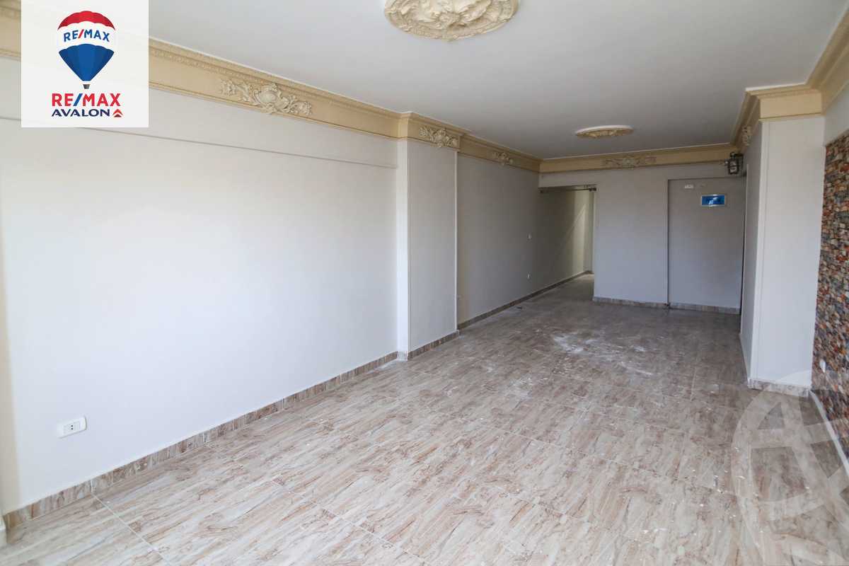 https://aqarmap.com.eg/en/listing/5663957-for-sale-alexandria-moharram-bey-ali-al-askandarani-st