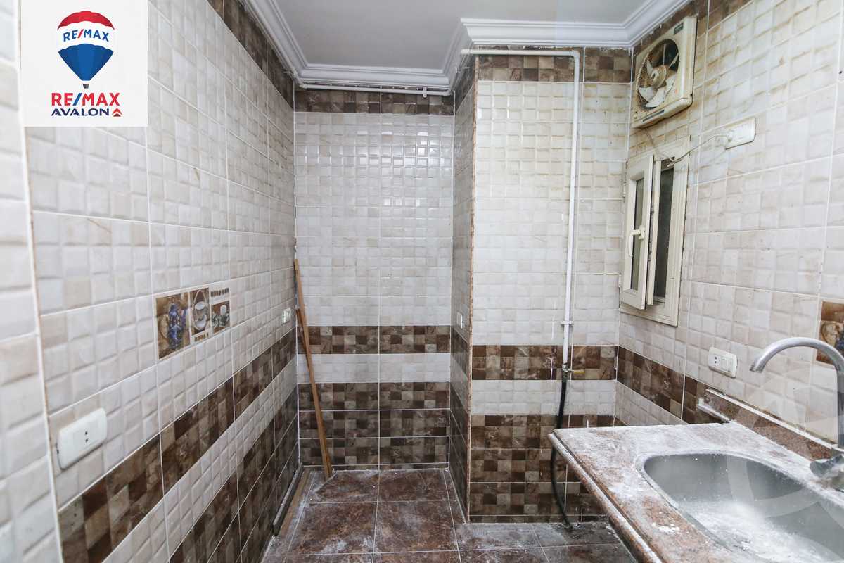 https://aqarmap.com.eg/en/listing/5663957-for-sale-alexandria-moharram-bey-ali-al-askandarani-st