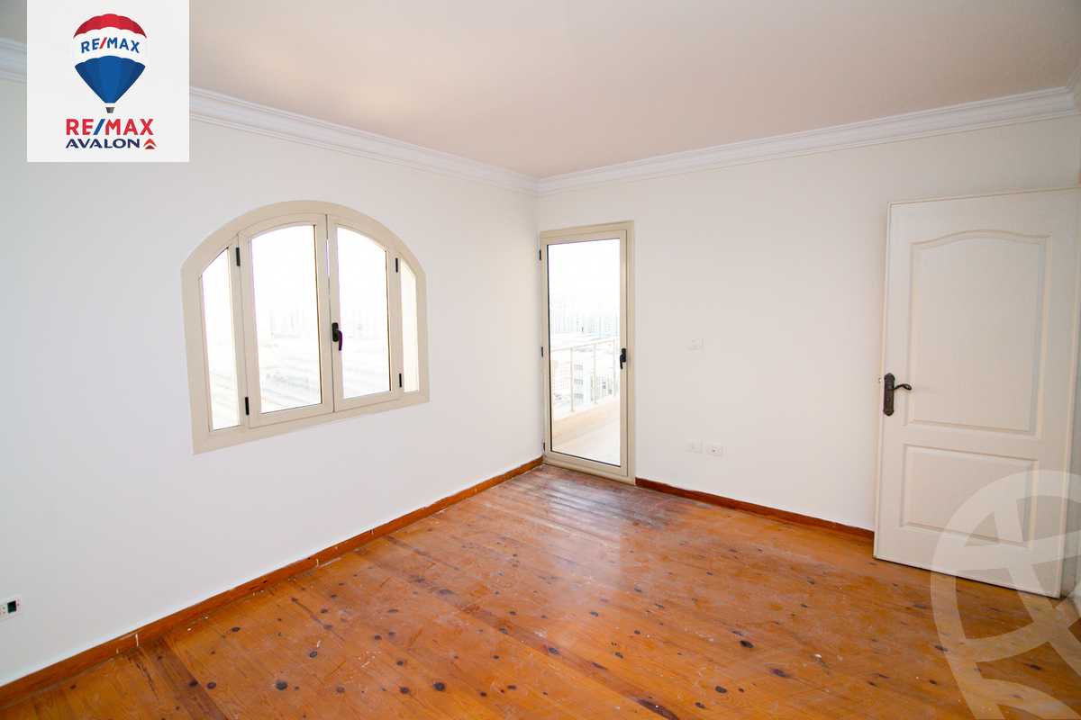 https://aqarmap.com.eg/ar/listing/5683724-for-sale-alexandria-kafr-abdo-sant-giyn-st