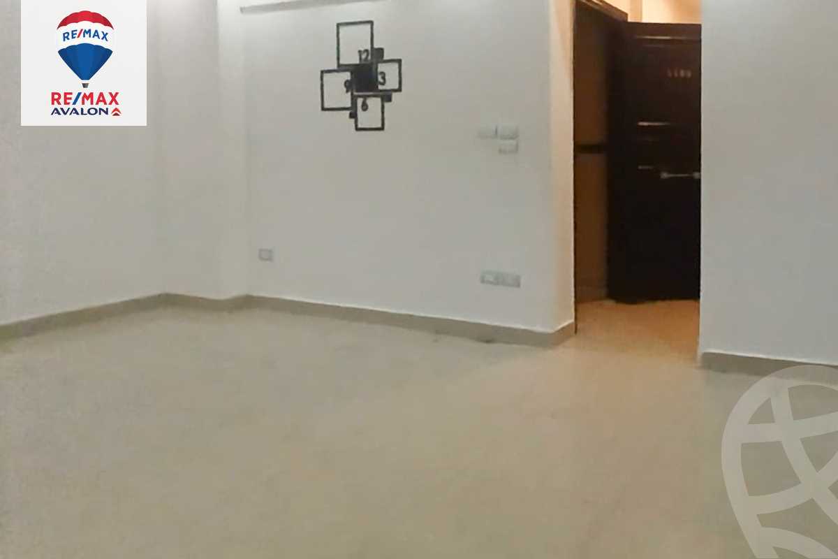 https://aqarmap.com.eg/ar/listing/5683752-for-sale-alexandria-zezenia-ibrahim-el-attar-st