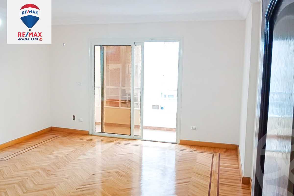https://aqarmap.com.eg/en/listing/5683749-for-sale-alexandria-kafr-abdo-shr-lsyd-skyn-bnt-lhsyn