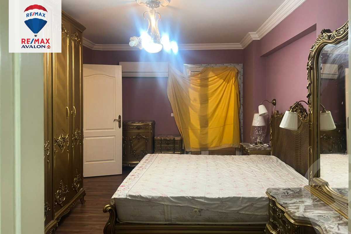 https://aqarmap.com.eg/ar/listing/5685643-for-sale-alexandria-stanley-abd-el-aziz-fahmy-st
