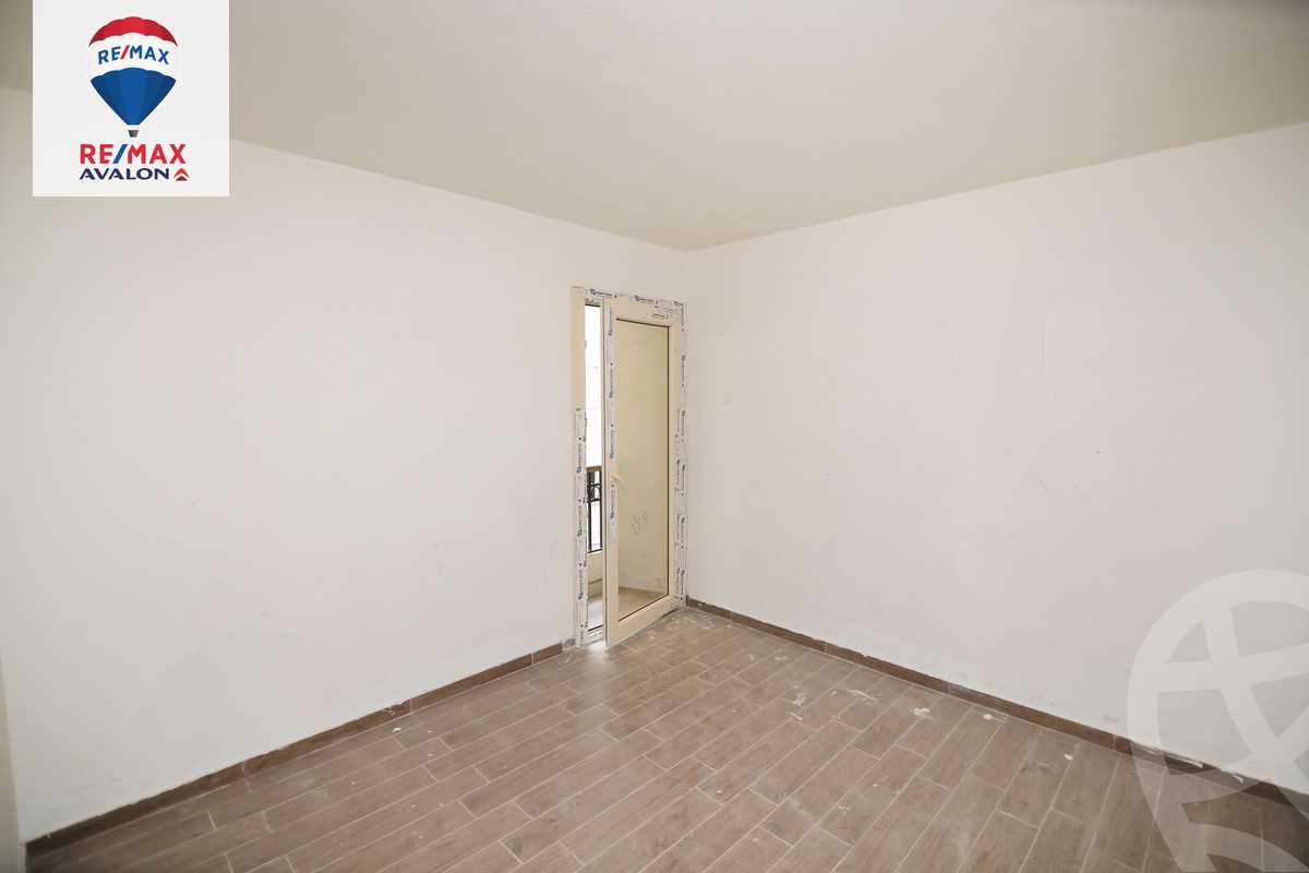 https://aqarmap.com.eg/en/listing/5740290-for-sale-alexandria-smouha-compounds-in-smouha-valore-smouha