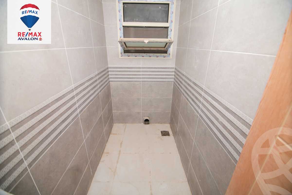 https://aqarmap.com.eg/en/listing/5740290-for-sale-alexandria-smouha-compounds-in-smouha-valore-smouha