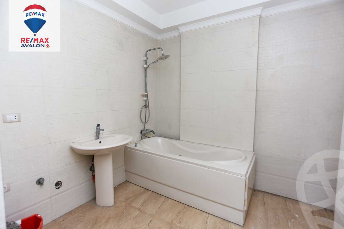 https://aqarmap.com.eg/ar/listing/5741896-for-rent-alexandria-stanley-el-geish-rd