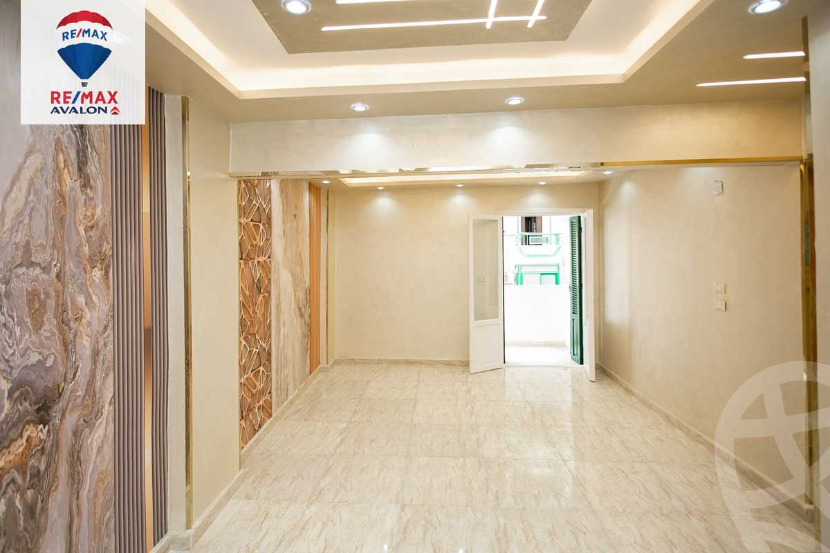 https://aqarmap.com.eg/ar/listing/5759512-for-sale-alexandria-miami-shr-jml-bd-lnsr