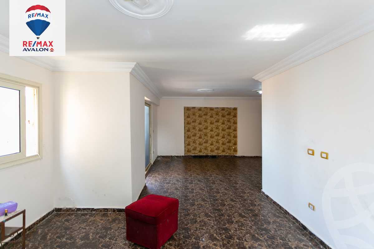 https://aqarmap.com.eg/en/listing/5774638-for-sale-alexandria-el-mandara-alex-el-mandara-bahri-sidi-kamal-st
