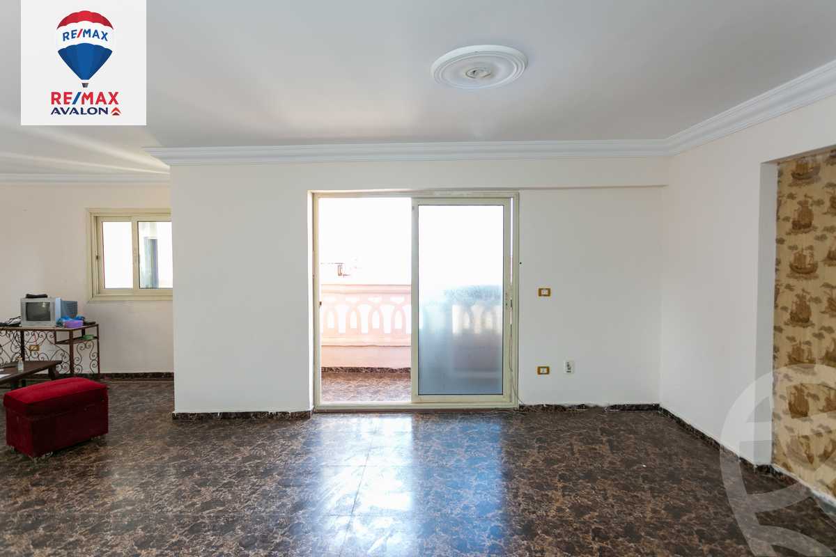 https://aqarmap.com.eg/en/listing/5774638-for-sale-alexandria-el-mandara-alex-el-mandara-bahri-sidi-kamal-st