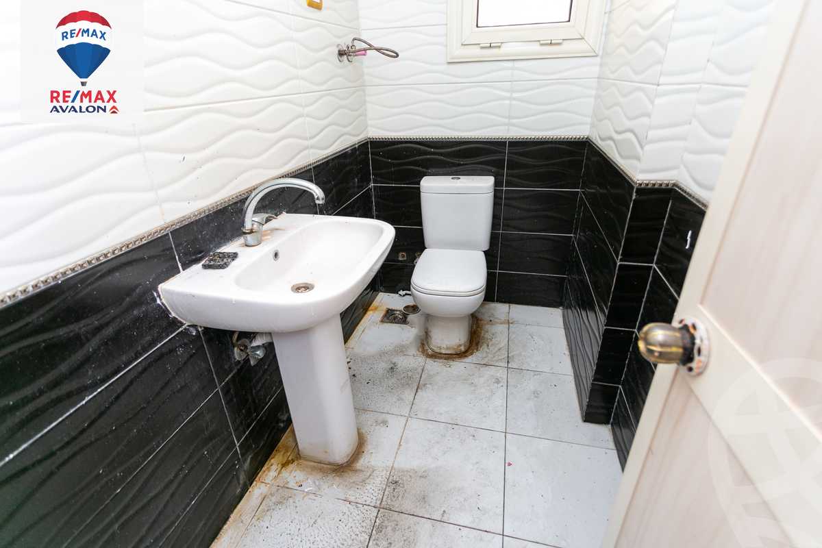 https://aqarmap.com.eg/en/listing/5774638-for-sale-alexandria-el-mandara-alex-el-mandara-bahri-sidi-kamal-st