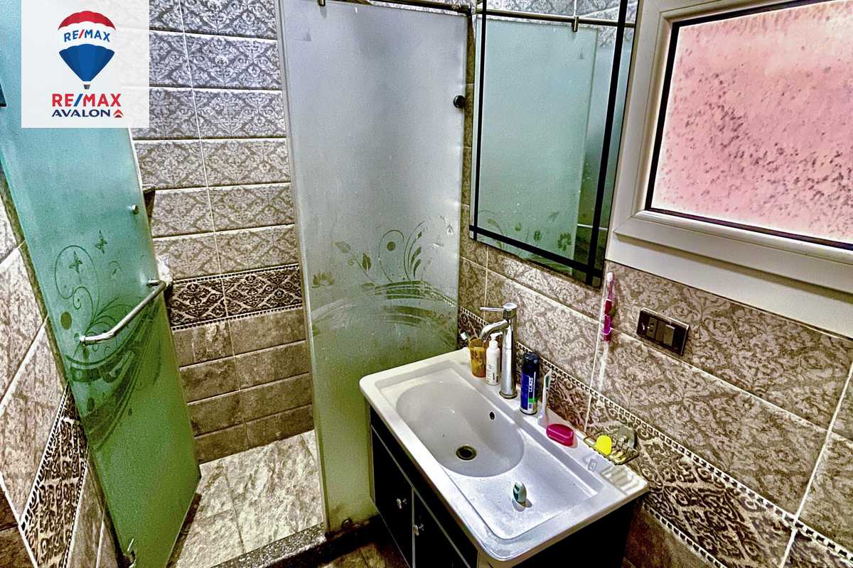 https://aqarmap.com.eg/ar/listing/5778853-for-sale-alexandria-el-chatby