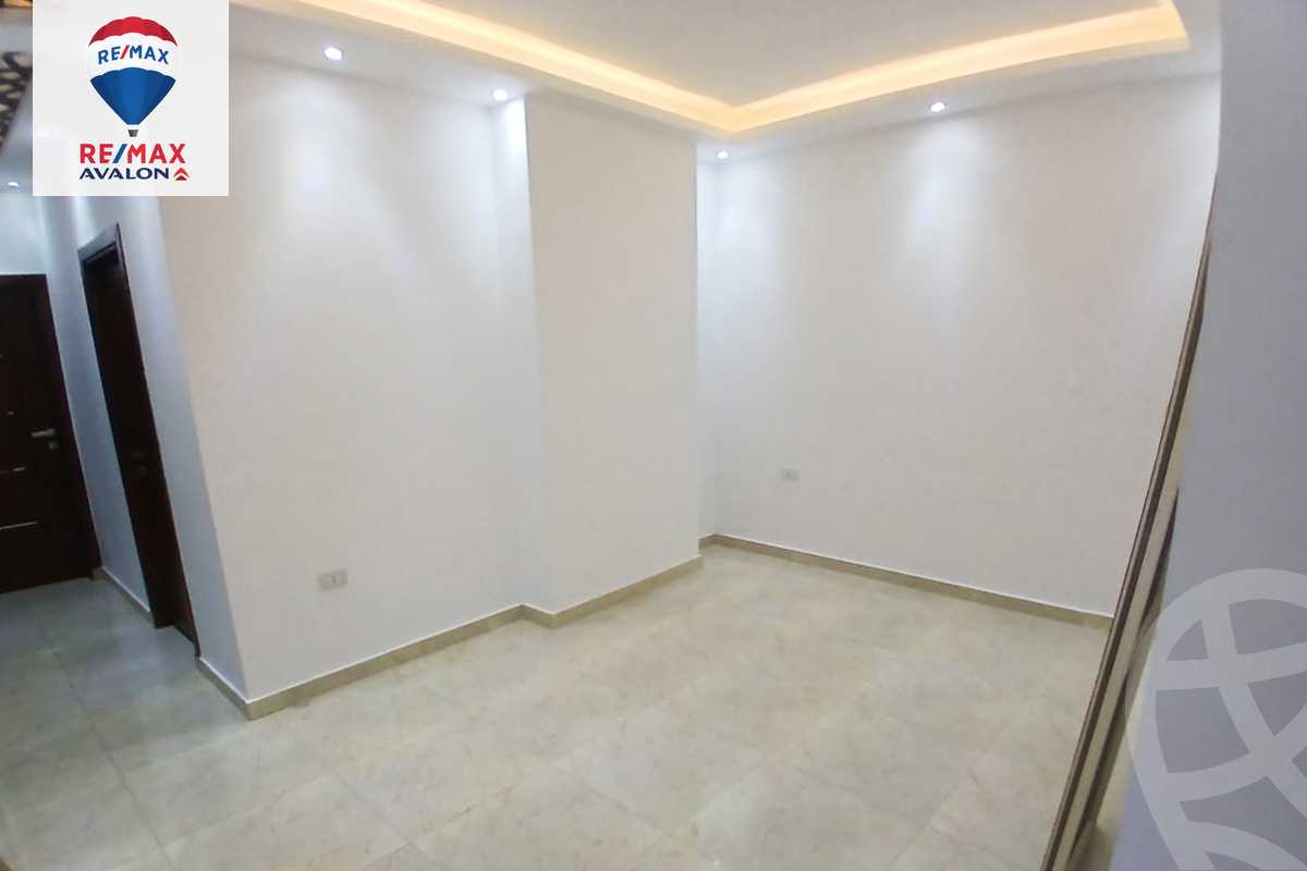 https://aqarmap.com.eg/ar/listing/5139719-for-sale-alexandria-glim