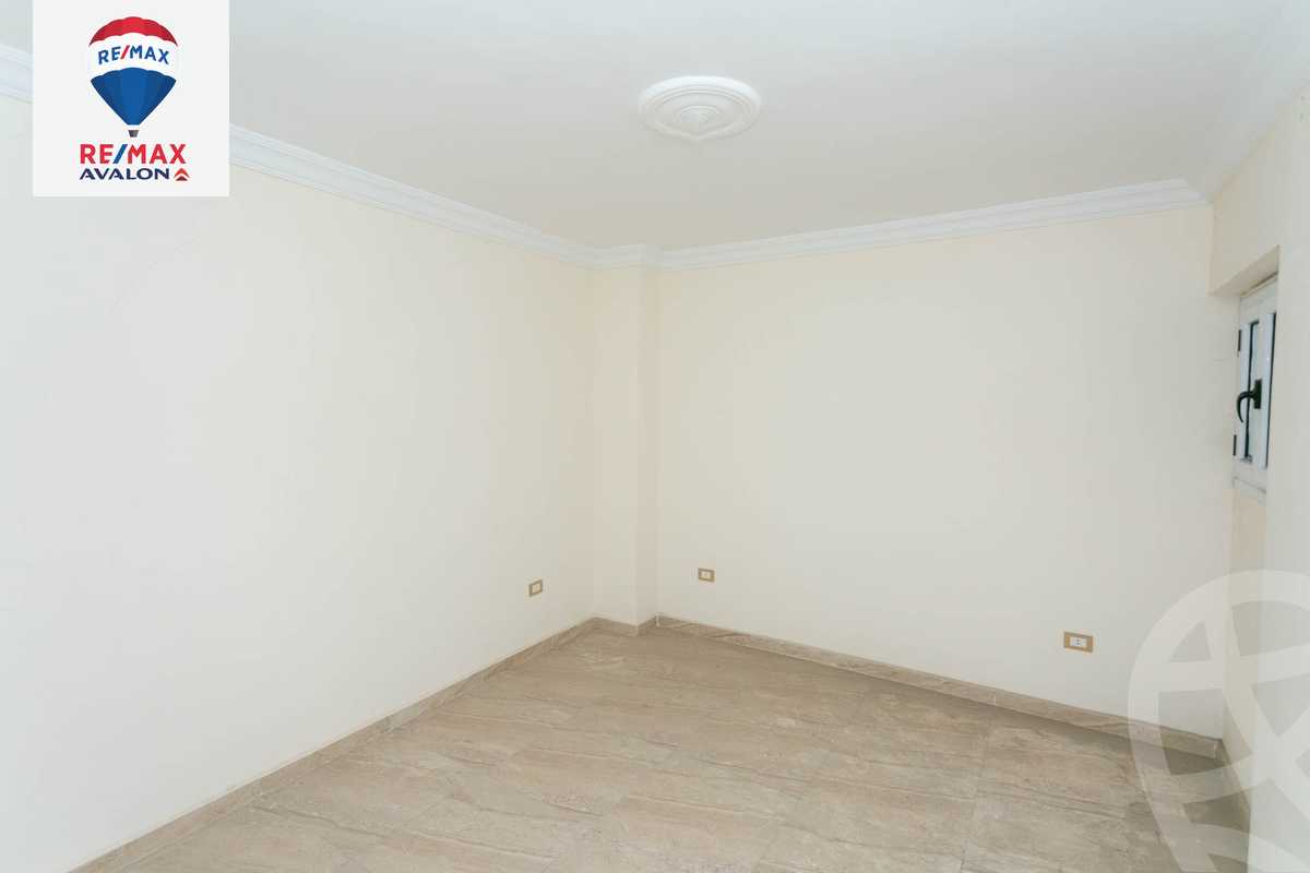 https://aqarmap.com.eg/en/listing/5788370-for-sale-alexandria-bolekly-ibrahim-rady-st