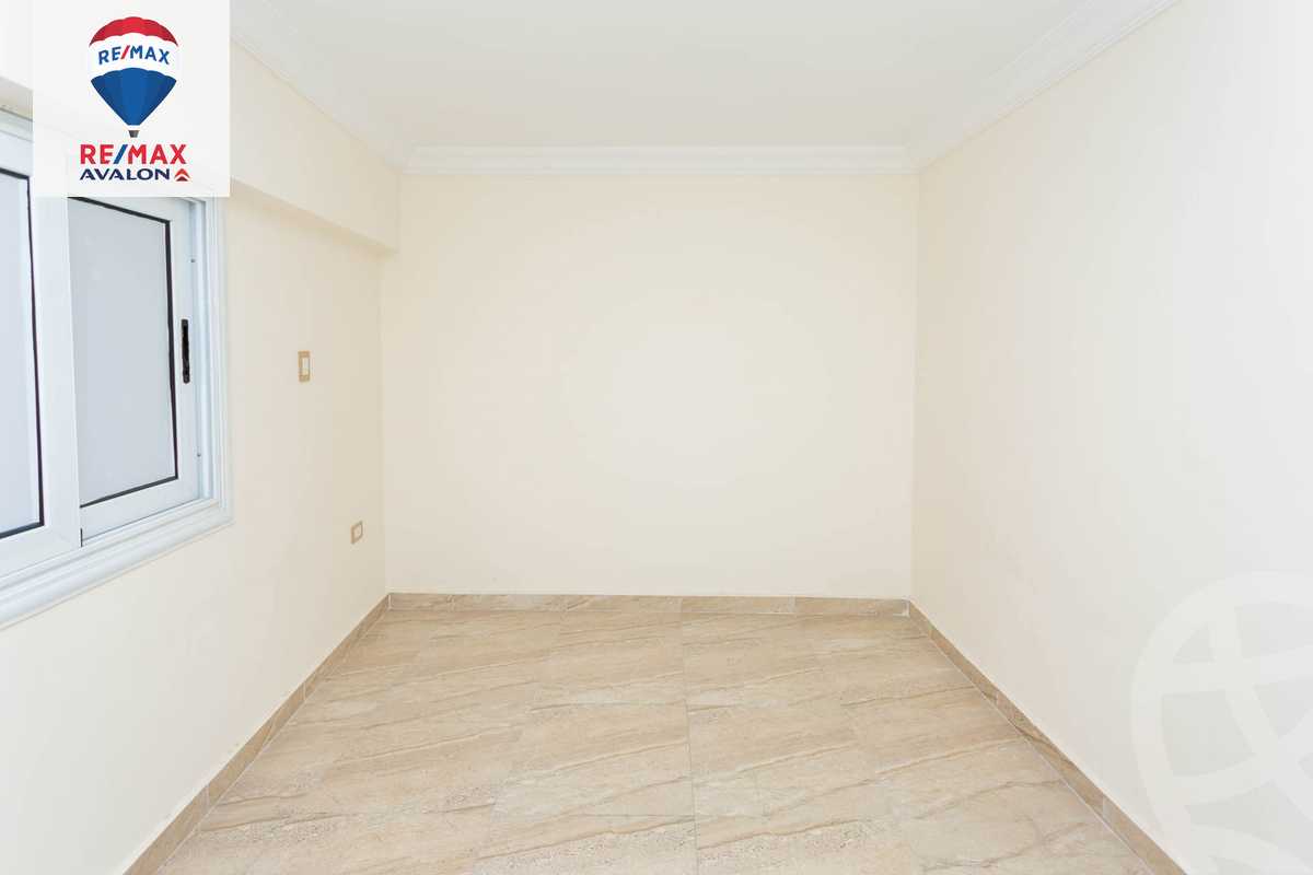 https://aqarmap.com.eg/en/listing/5788370-for-sale-alexandria-bolekly-ibrahim-rady-st