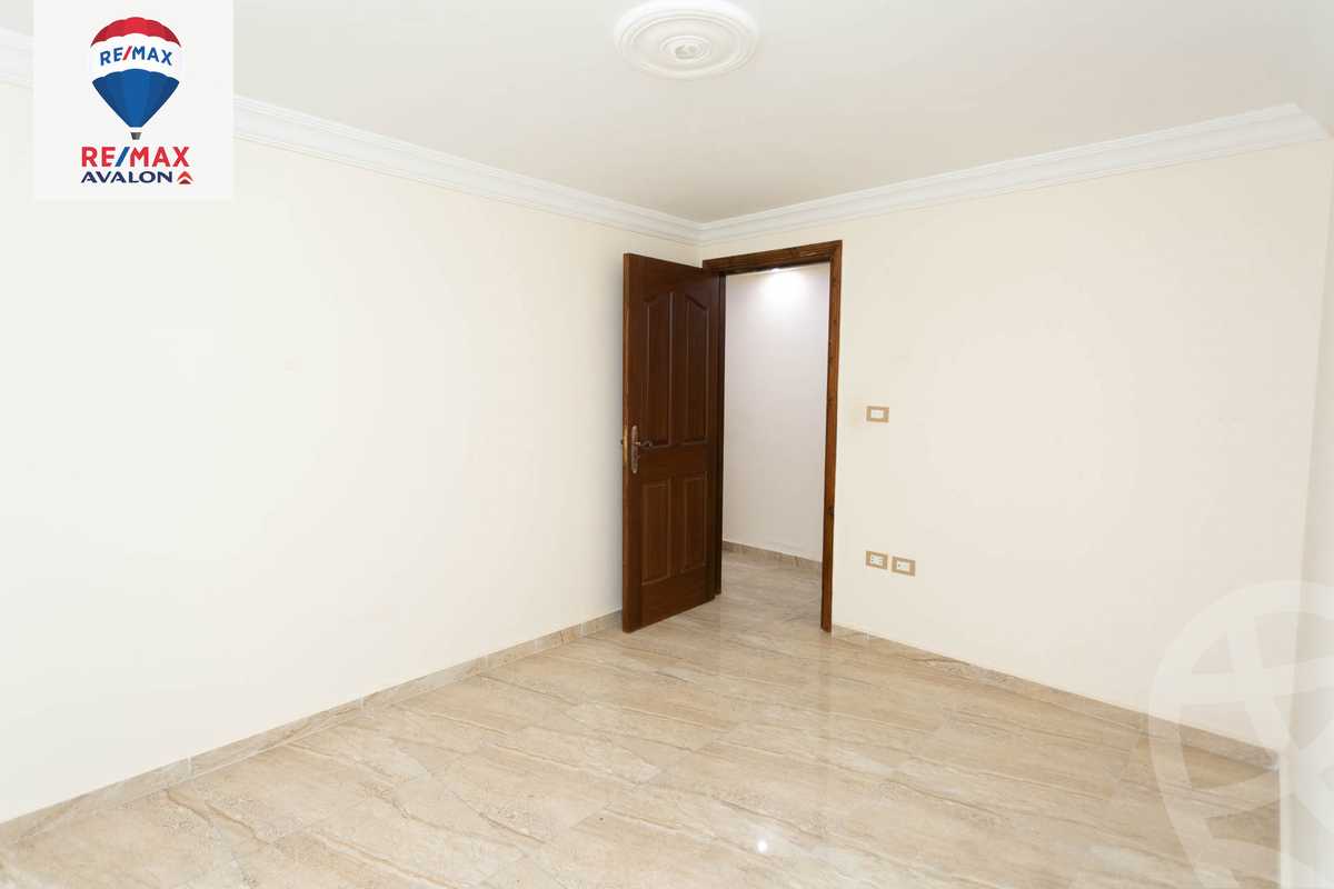 https://aqarmap.com.eg/en/listing/5788370-for-sale-alexandria-bolekly-ibrahim-rady-st