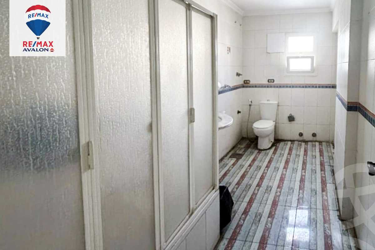 https://aqarmap.com.eg/en/listing/5788406-for-sale-alexandria-zezenia-ibrahim-el-attar-st