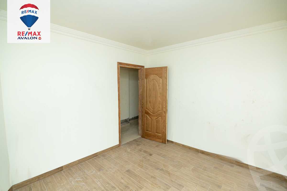 https://aqarmap.com.eg/en/listing/5788580-for-sale-alexandria-sn-styfnw-abd-el-salam-aref-st