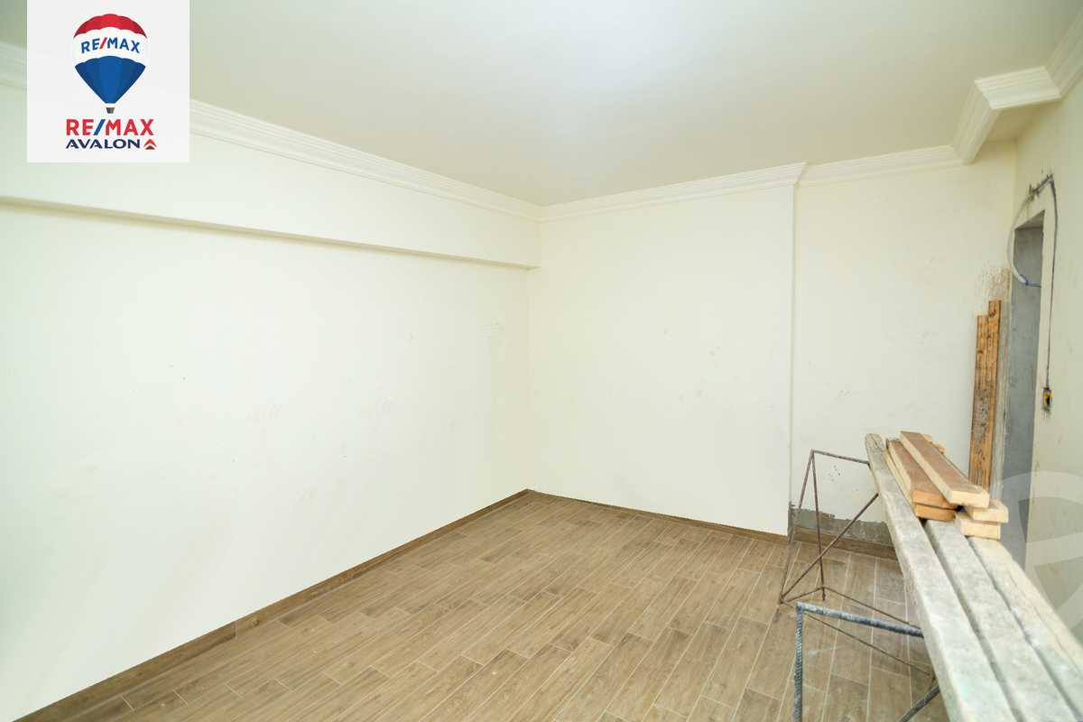https://aqarmap.com.eg/en/listing/5788711-for-sale-alexandria-sn-styfnw-abd-el-salam-aref-st