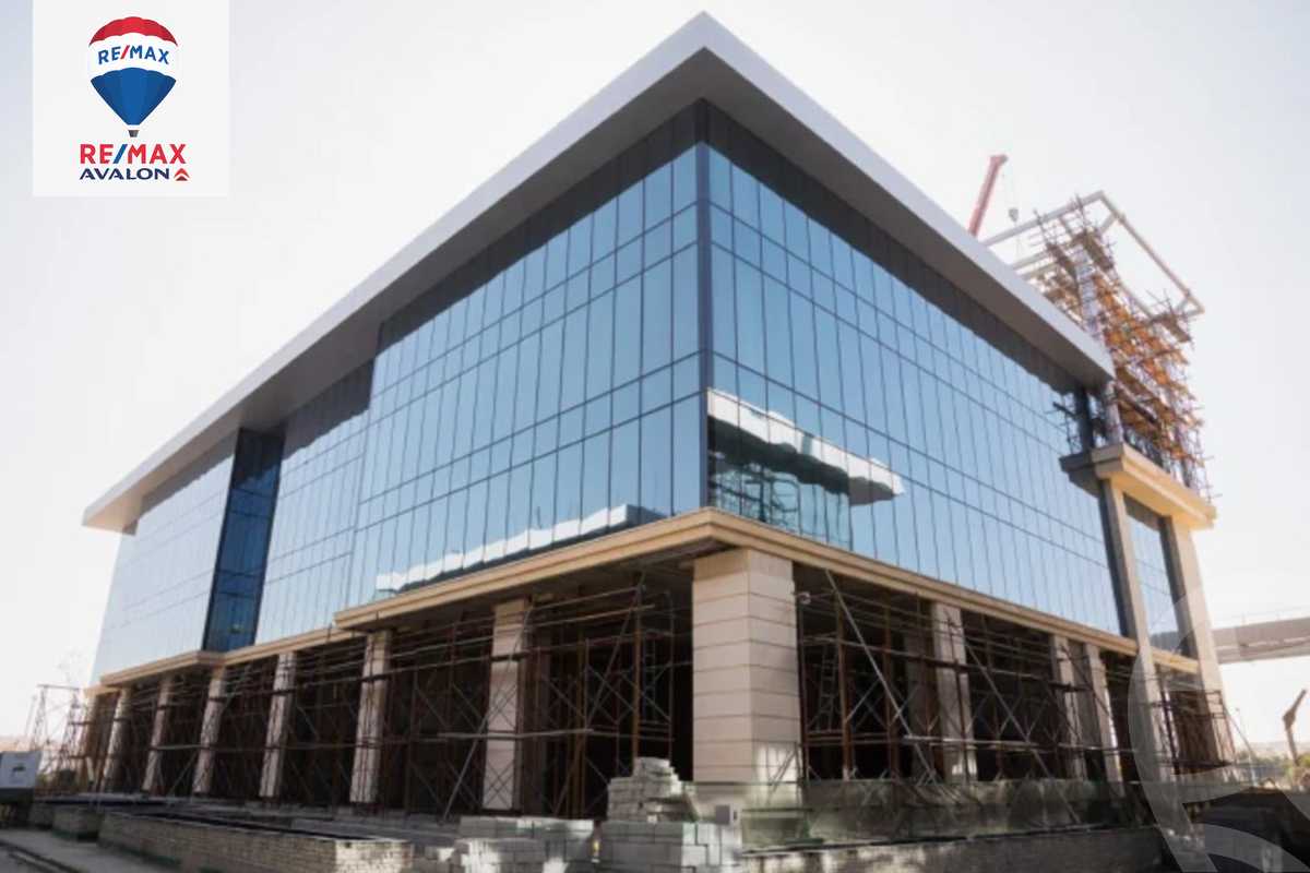https://aqarmap.com.eg/en/listing/5791750-for-sale-cairo-new-cairo-compounds-golden-gate-redcon