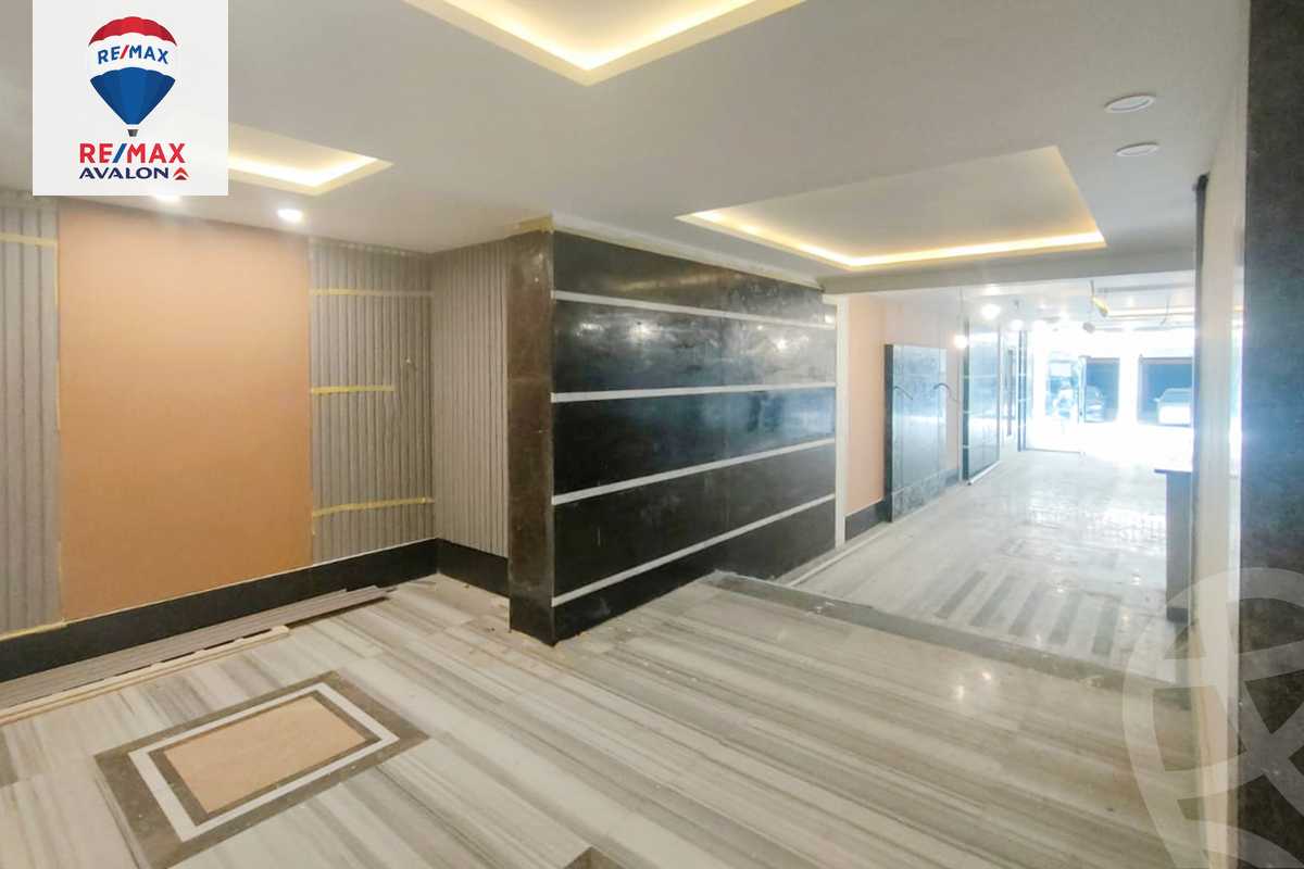 https://aqarmap.com.eg/ar/listing/5800797-for-sale-alexandria-smouha-compounds-in-smouha-valore-antoniadis-compound-el-ghonimy