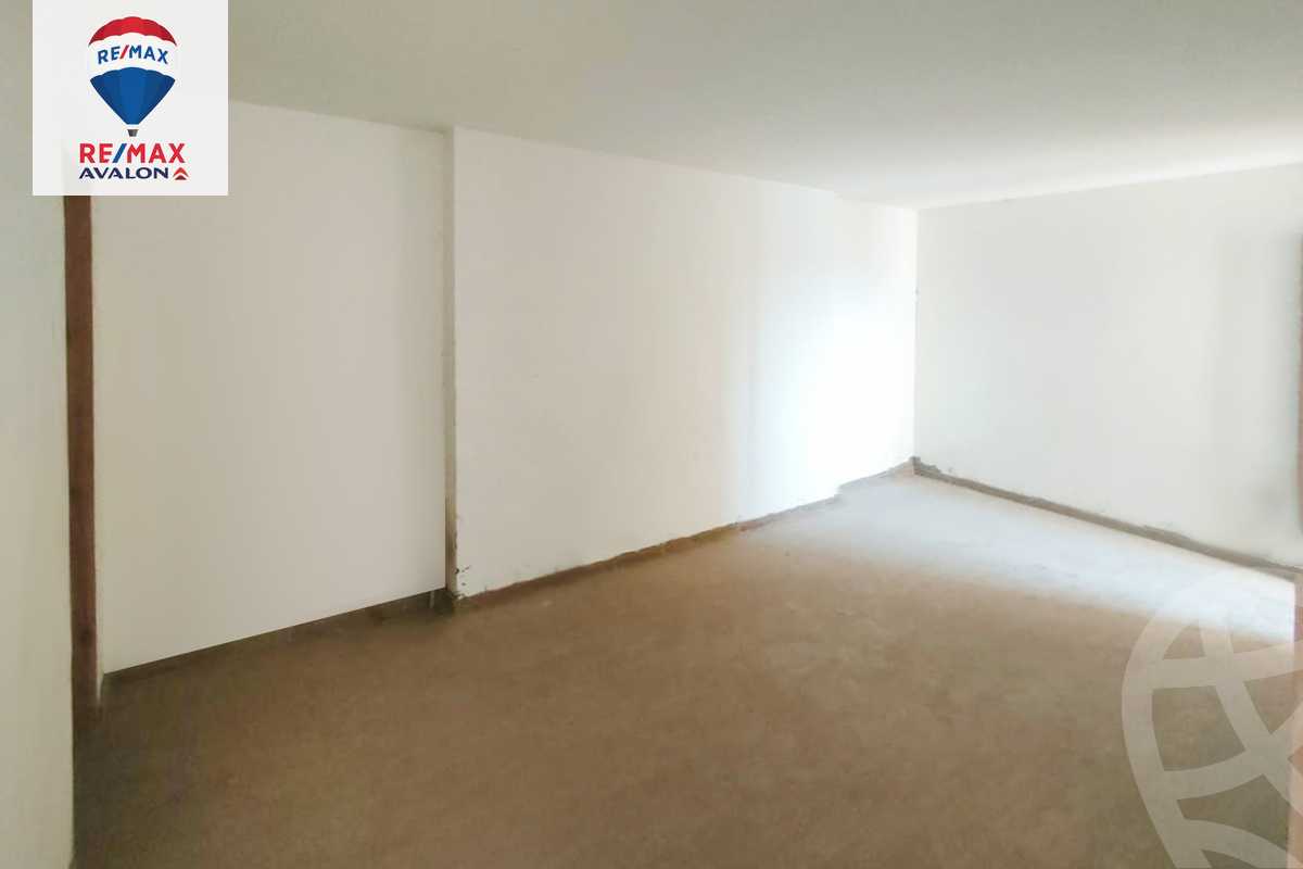 https://aqarmap.com.eg/ar/listing/5800797-for-sale-alexandria-smouha-compounds-in-smouha-valore-antoniadis-compound-el-ghonimy