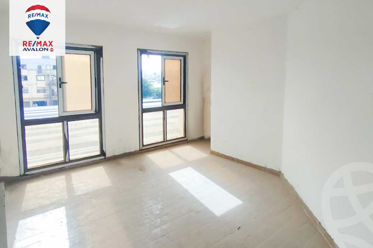 https://aqarmap.com.eg/ar/listing/5800797-for-sale-alexandria-smouha-compounds-in-smouha-valore-antoniadis-compound-el-ghonimy
