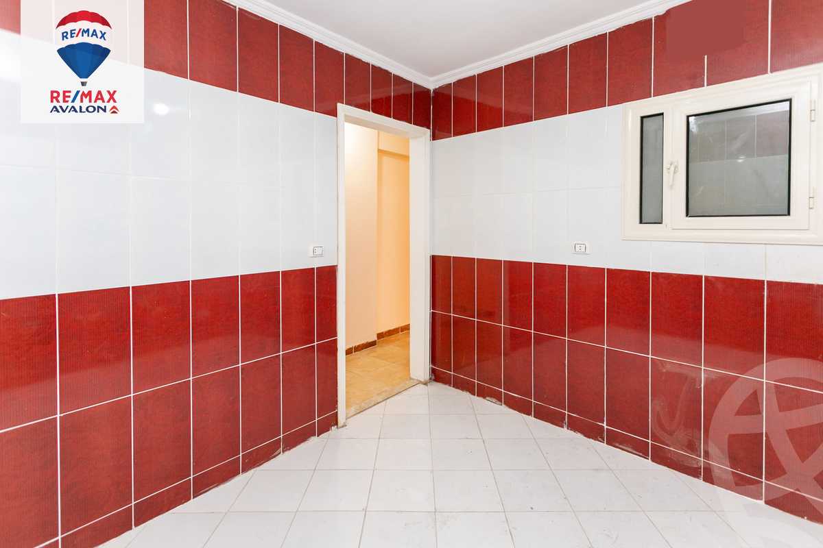 https://aqarmap.com.eg/en/listing/5805559-for-sale-alexandria-kafr-abdo-shr-lsyd-skyn-bnt-lhsyn