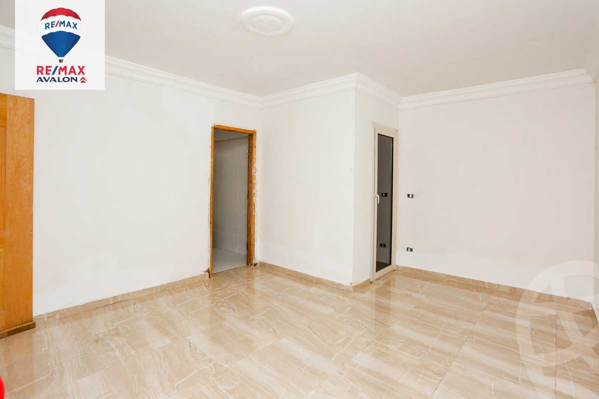 https://aqarmap.com.eg/en/listing/5814553-for-rent-alexandria-cleopatra-shr-bw-qyr-tryq-lhry