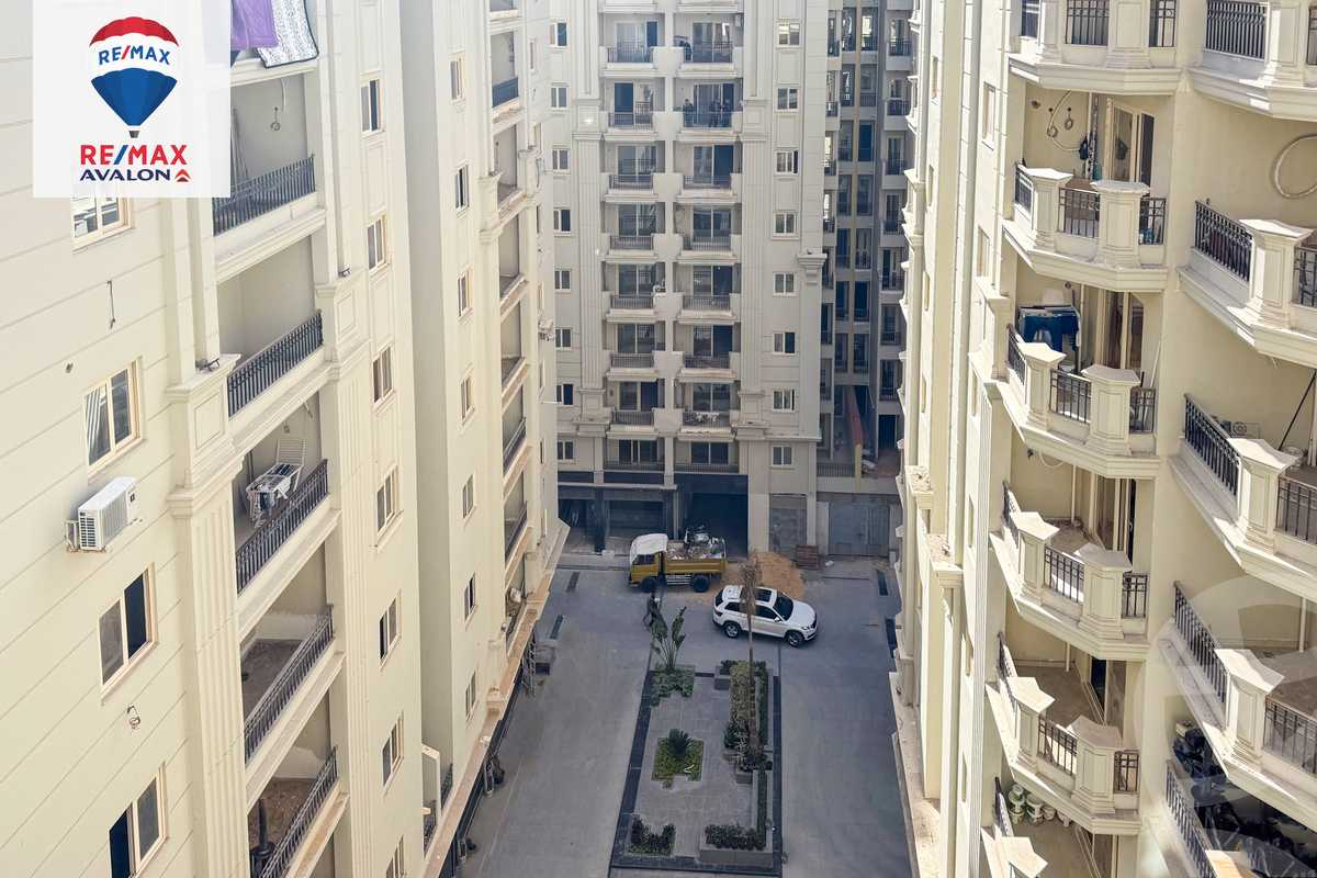 https://aqarmap.com.eg/en/listing/5817676-for-sale-alexandria-smouha-compounds-in-smouha-valore-smouha