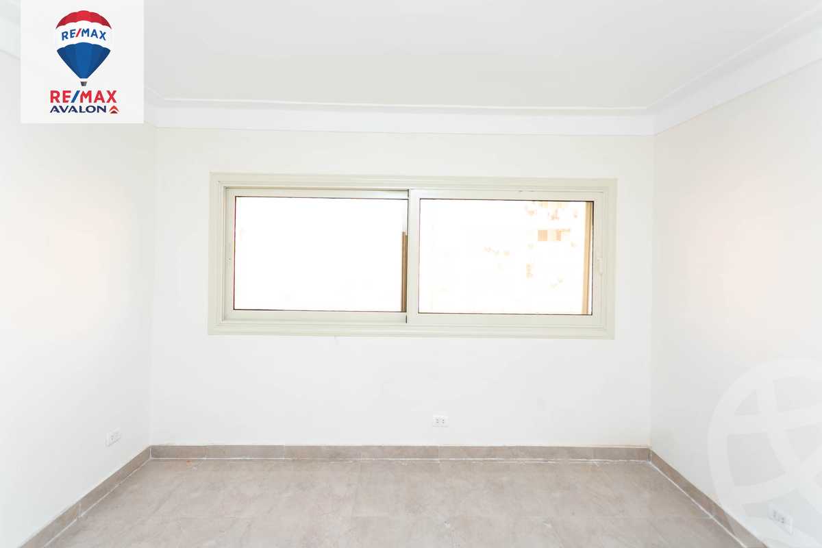 https://aqarmap.com.eg/ar/listing/5825762-for-sale-alexandria-lauran-mohammed-al-eqbal-st