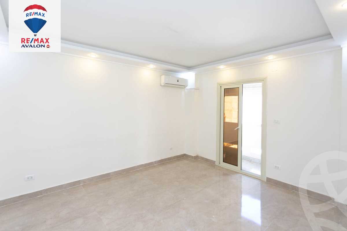 https://aqarmap.com.eg/ar/listing/5825762-for-sale-alexandria-lauran-mohammed-al-eqbal-st