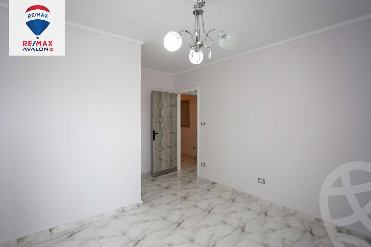 https://aqarmap.com.eg/en/listing/5826089-for-sale-alexandria-smouha-victor-amanoiel-square