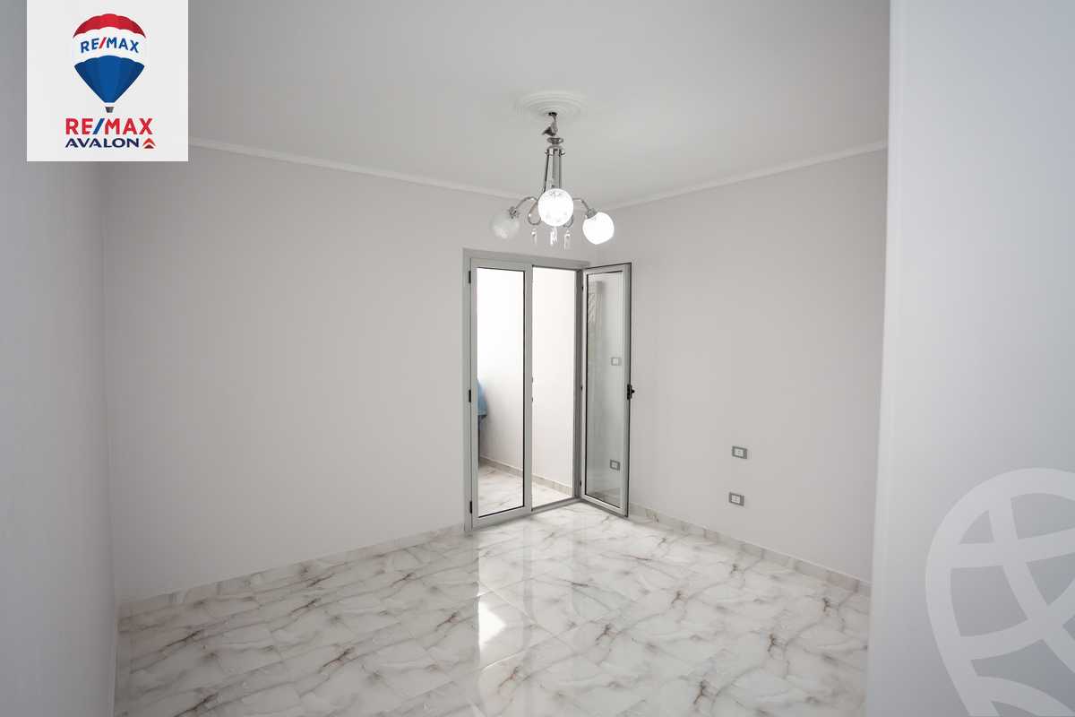 https://aqarmap.com.eg/en/listing/5826089-for-sale-alexandria-smouha-victor-amanoiel-square
