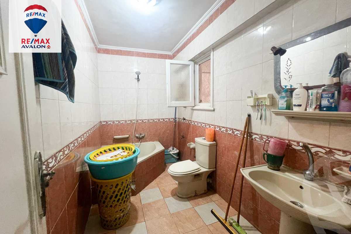 https://aqarmap.com.eg/ar/listing/5838590-for-sale-alexandria-moharram-bey-el-rasafa-st