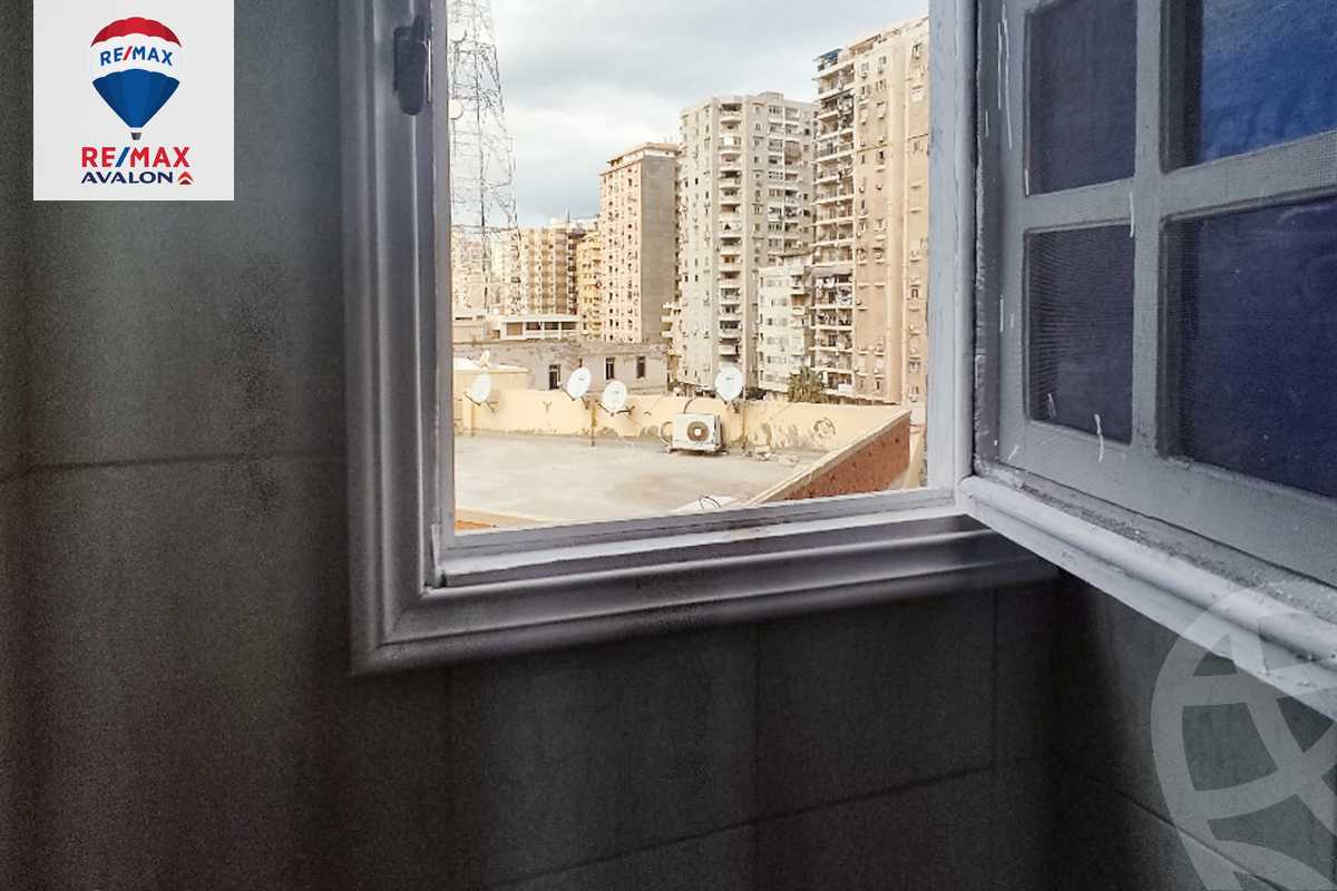 https://aqarmap.com.eg/en/listing/5853745-for-sale-alexandria-glim-al-azaa-st