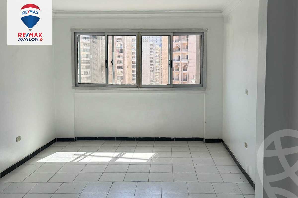 https://aqarmap.com.eg/ar/listing/5856864-for-sale-alexandria-roshdy-syria-st